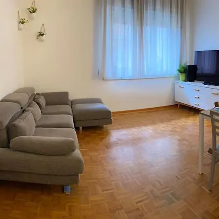 Kids' شقة ترييستي